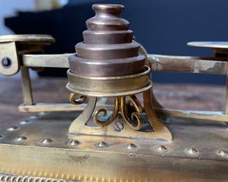Antique Brass Balance Scale 2.5x6.4in HxWxD