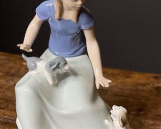 NAO Lladro Girl with 2 dogs 6.75in H