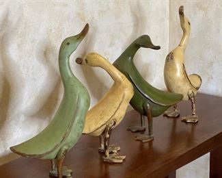 4pc Smith & Hawken Rustic Distressed Wood Ducks Tallest: 18.5in H