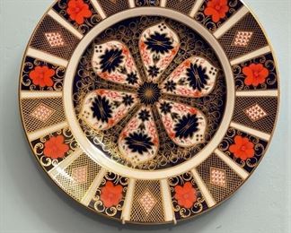 Royal Crown Derby Imari 1128 Dinner Plate XLII 10.75in