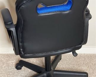 Essentials Racing Office Chair ESS-3083-BLU 39x25x25in HxWxD