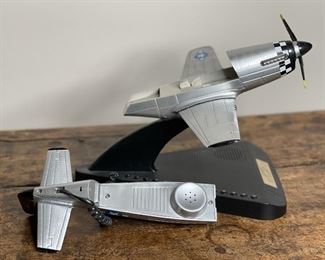 P-51 Mustang Phone 9x14x14in