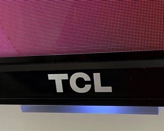 TCL Roku 43in HD Smart TV NO REMOTE 22x38in