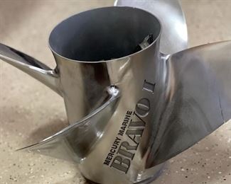 Mercury Marine Bravo 1 Stainless Steel Propeller 4 blade prop 48-831914-26P 26 Pitch R/H 7 3/8 x 15in