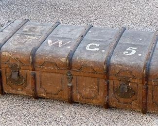 Friedrich Mink Antique German Immigrant Steamer Trunk Suitcase 13x23x41in HxWxD