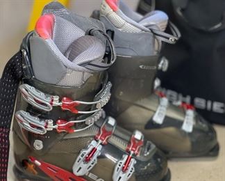 Head Edge 11+ Boots 26/26.5 26