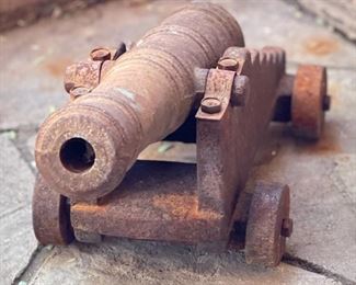 Antique Cast Iron 14in Cannon 8x7x16 Cannon length: 14.75in