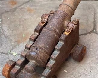 Antique Cast Iron 14in Cannon 8x7x16 Cannon length: 14.75in