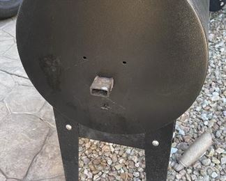 Traeger JUNIOR Wood Pellet Grill BBQ055.04 36x36x16 HxWxD