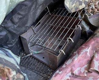 Green Mountain Davy Crockett Wood Pellet with Cover 25x32x18in HxWxD