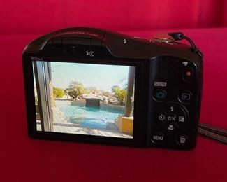 Nikon COOLPIX L620 18.1 MP 14X Zoom Digital Camera (Black)