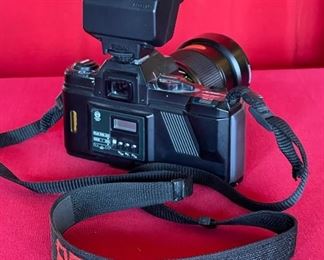 Pentax A3000 35mm Film camera, & vivitar 28-85mm Lens, flash,