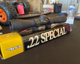 BSA 22 Special Scope 4x32 w/ Mounts & Original Box 4X32