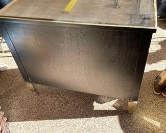 Mirror 3 drawer dresser 42in x 19in x 35in