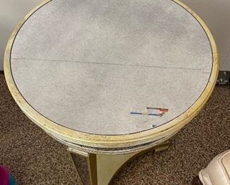 Circular mirrored and table/lampstand 20in diameter x 26in tall