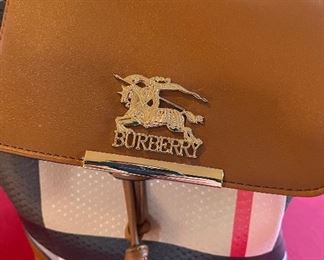 Burberry purse