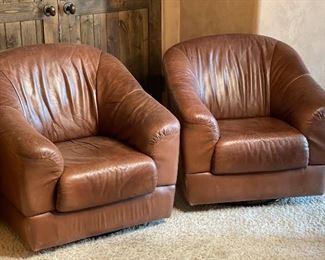 3 total Priced Separately Robb & Stucky Leather Club Swivel Chair 32x33x33in HxWxD