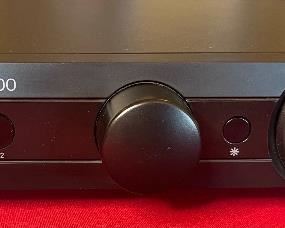 Panamax MR4300 Power Conditioner Surge protector	2x17.8.5in	HxWxD
