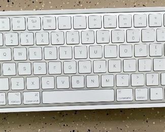Apple Magic Keyboard 2 MLA22LL/A