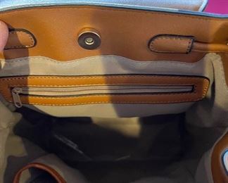 Burberry purse