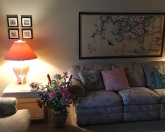 Couch, lamp, picture, table