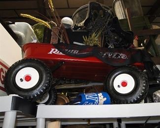 Radio Flyer wagon