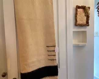 VINTAGE WOOL BLANKET