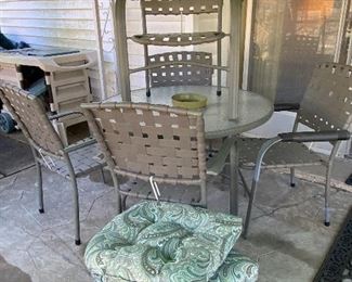 PATIO TABLE & CHAIRS