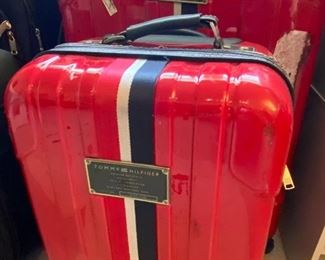 TOMY HILFIGER HARDCASE LUGGAGE