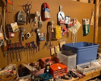 WORK BENCH TOOLS