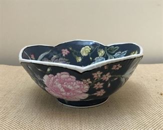 Decorative porcelain bowl