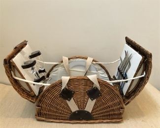 Picnic Basket for two!
