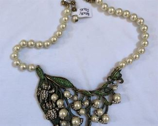 Vintage Heidi Daus fresh water pearl necklace