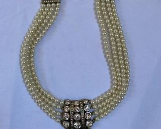 Vintage Heidi Daus fresh water pearl necklace