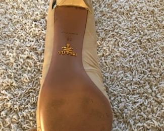 Prada size 38 heals. Photo 2 of 2