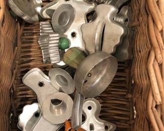 Vintage cookie cutter and cookie press discs