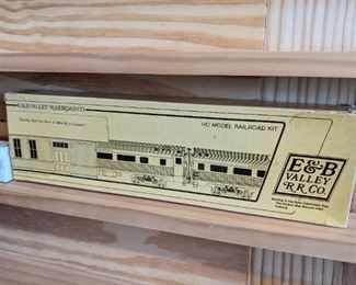 E&B Valley RR Co. Model Railroad Kit