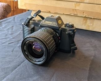 Canon T50 Camera with Zoom-Master Lense