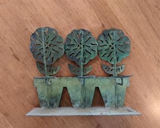 Flower Pot Wall-Mounted Candle Holder