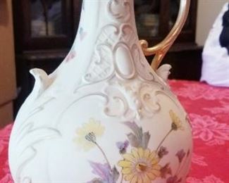 LOT A17- $75 GORGEOUS VINTAGE HAND PAINTED TALL PITCHER 12'X 7 W