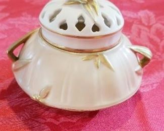 LOT A29- $45- ANTIQUE ROYAL WORCESTER INSCENSE BURNER 4" TALL