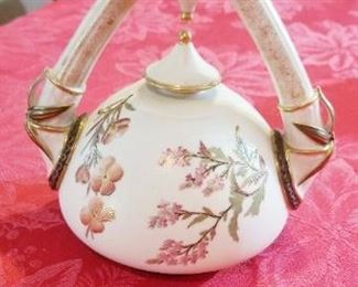LOT A31- $150- ANTIQUE ROYAL WORCESTER BAMBOO DOUBLE HANDLED VASE 7 3/4 " C 1886