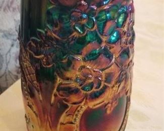 LOT C23- $95 SPECTACULAR IRRIDISCENT CARNIVAL GLASS VASE MADE BY FENTON , 12" TALL 