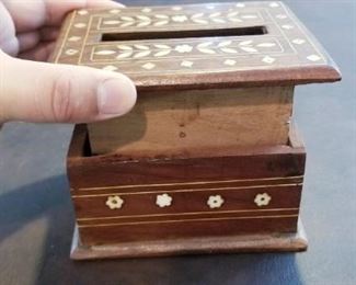 LOT T8- $ 25- VINTAGE INLAID  CIGARETTE DISPENSER 3 X 5 1/2