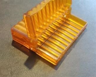 LOT T9- $ 25- VINTAGE ART DECO LUCITE CIGARETTE HOLDER 3 1/2 X 3