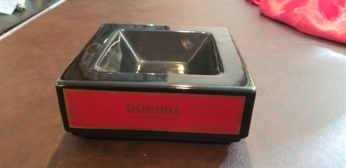 LOT T11- $ 35- DUNHILL ART DECO CERAMIC ASTHRAY 7 X 7 X 3