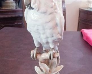 LOT D9- $ 110- VINTAGE ROYAL DUX COCKATOO BIRD CZECH, 15" TALL ( AS IS, SMALL CHIP ON FLOWER)