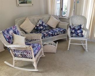 Wicker set