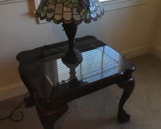 End Table. Stained Glass Lamp