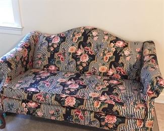Queen Anne Love Seat